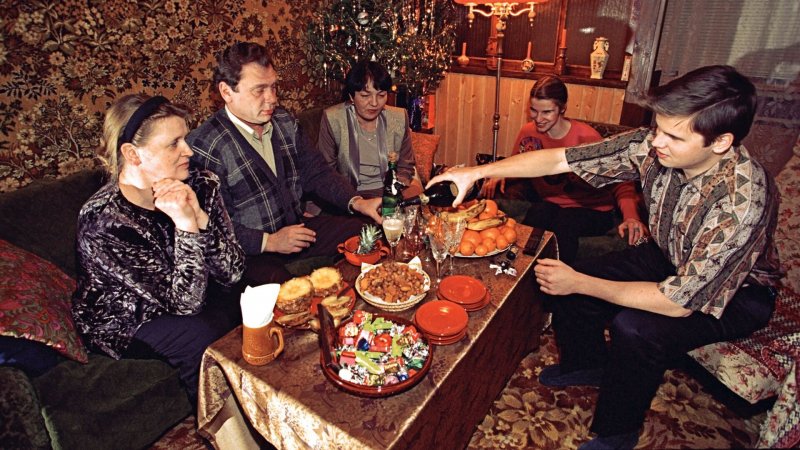 Застолье в 90-е